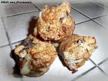 Muffins au Gorgonzola, aux poires & aux noix