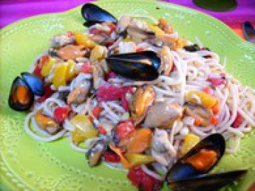 Spaghettis aux moules et au basilic Spaghettis aux moules et au basilic