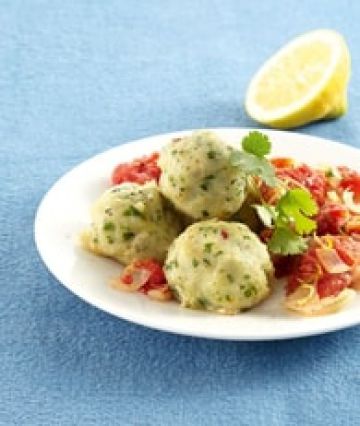 Boulettes de colin sur compotée de tomate au citron Boulettes de colin sur compotée de tomate au citron