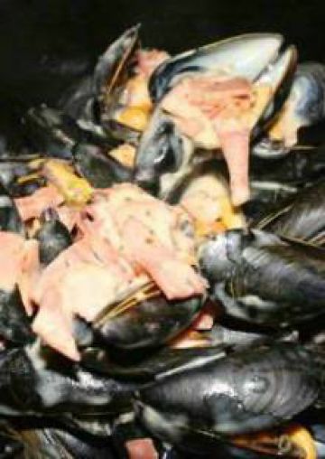 Moules au parfum basque Moules au parfum basque