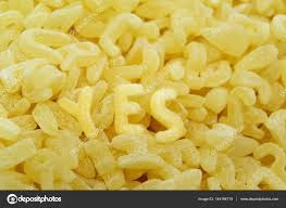 Pâtes en forme de lettres