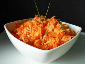 Carottes râpées aux pommes Carottes râpées aux pommes
