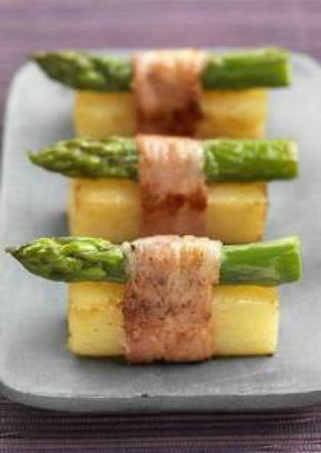 Pommes de terre en sushi d'asperge au lard Pommes de terre en sushi d'asperge au lard