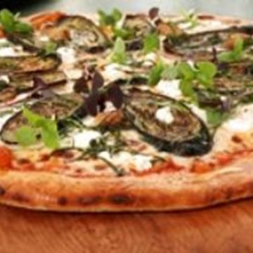Pizza méditerranéenne Pizza méditerranéenne