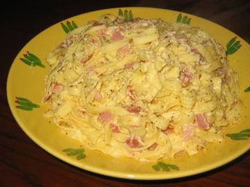 Tagliatelles fraiches à la carbonara (Pâtes) Tagliatelles fraiches à la carbonara (Pâtes)