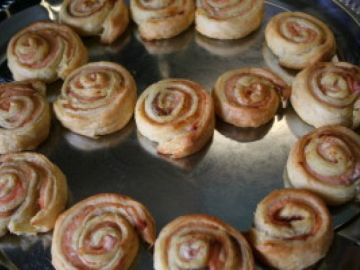 Roulés feuilletés au saumon fumé Roulés feuilletés au saumon fumé