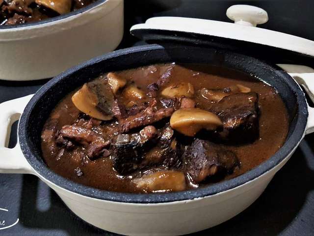 Cuisses de lapin au vin rouge au cookeo