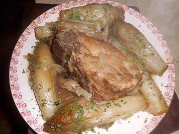 Echine de porc confite aux endives Echine de porc confite aux endives