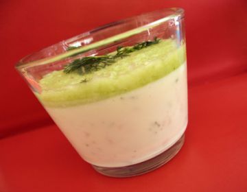Panna cotta saumon fumé et sa purée de concombres Panna cotta saumon fumé et sa purée de concombres