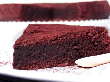 Gâteau fondant au chocolat, amande et huile d'olive