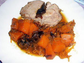 Rôti de porc aux pruneaux et potiron Rôti de porc aux pruneaux et potiron