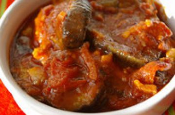 Cassolette d'aubergines à la sauce tomate Cassolette d'aubergines à la sauce tomate