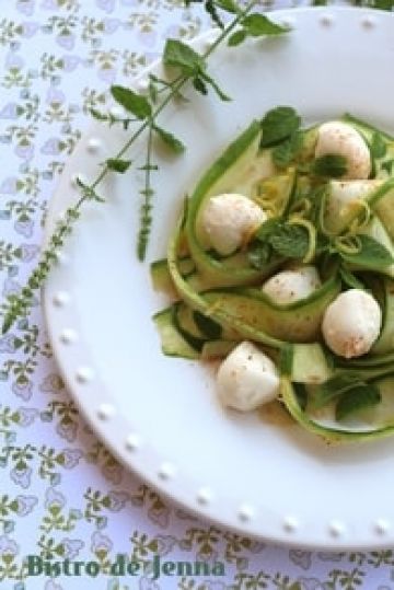 Salade de courgettes et mozzarella Salade de courgettes et mozzarella