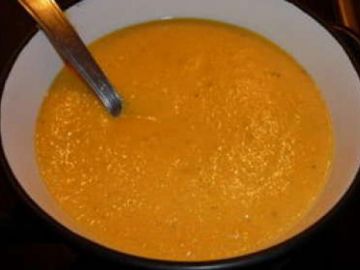 Velouté de carottes et sa touche ails et fines herbes Velouté de carottes et sa touche ails et fines herbes
